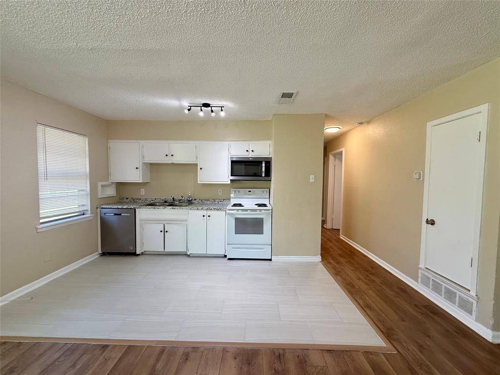 2603 Foxcroft Circle, Denton, TX 76209