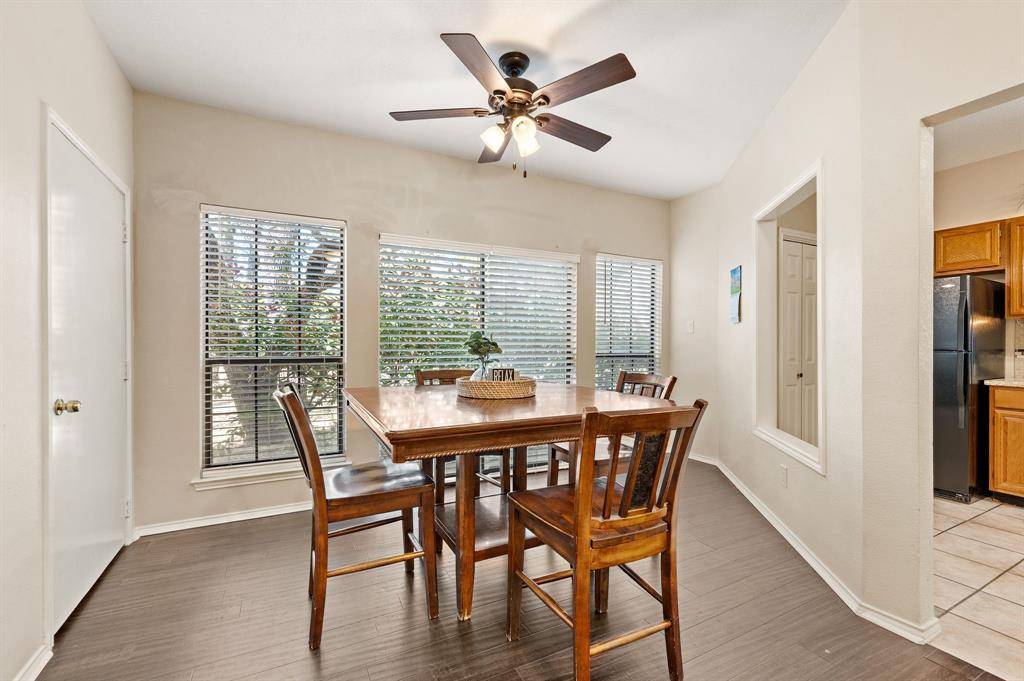 4514 Forestgate Circle, Arlington, TX 76017