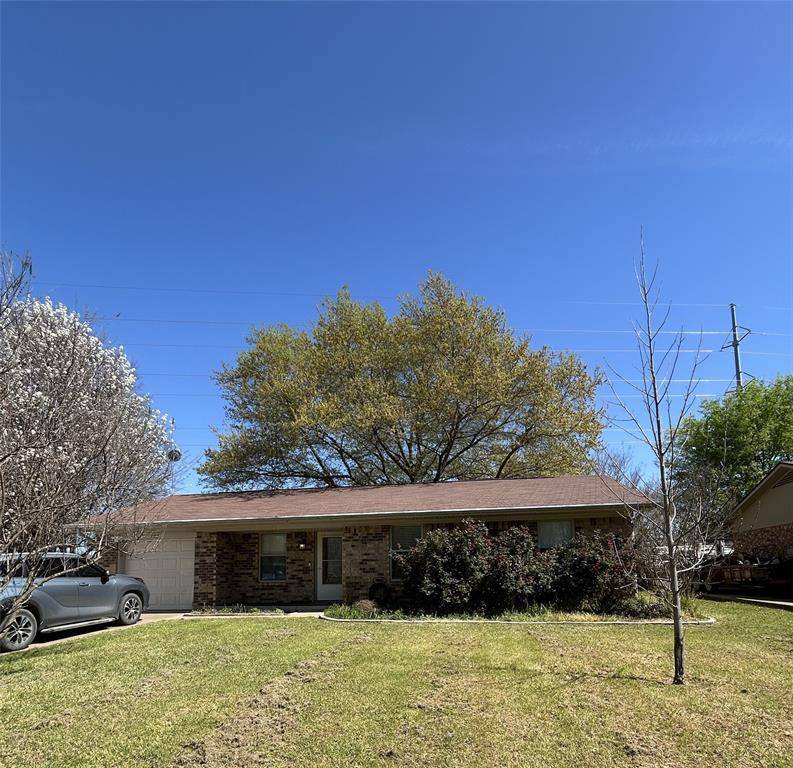 405 Canton Avenue, Wills Point, TX 75169