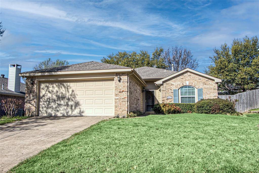 2317 Overlook Lane, Denton, TX 76207