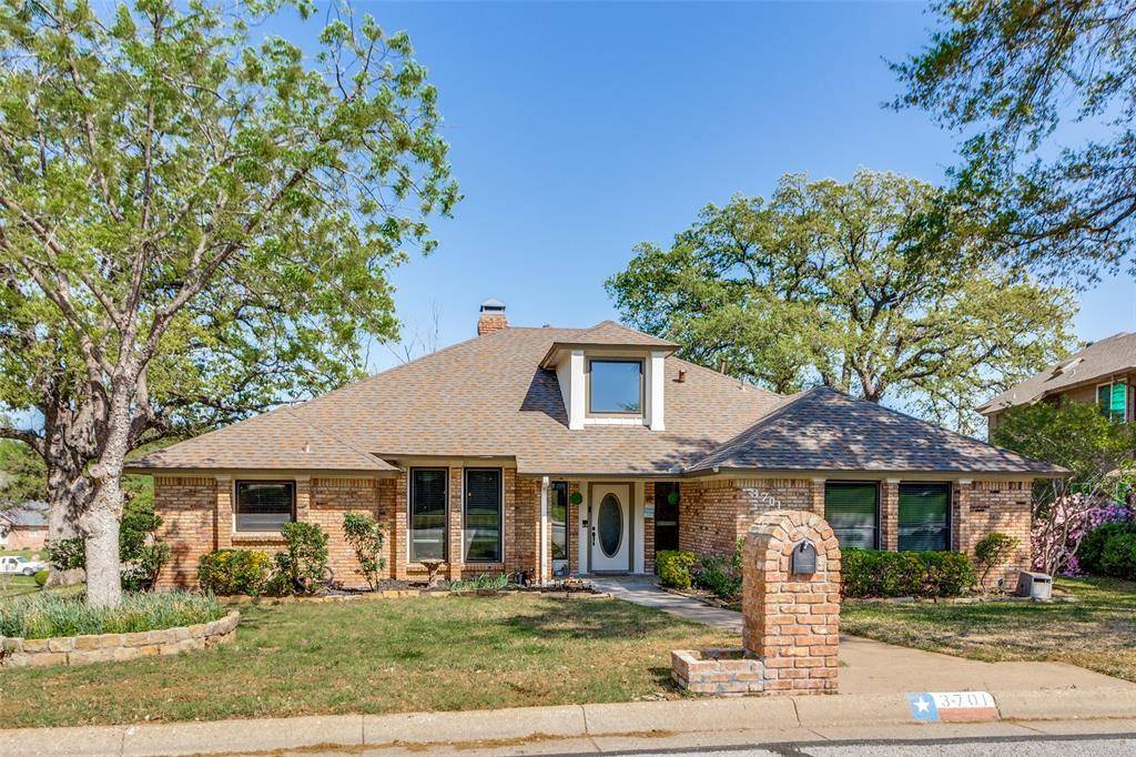 3701 Waycross Court, Arlington, TX 76016
