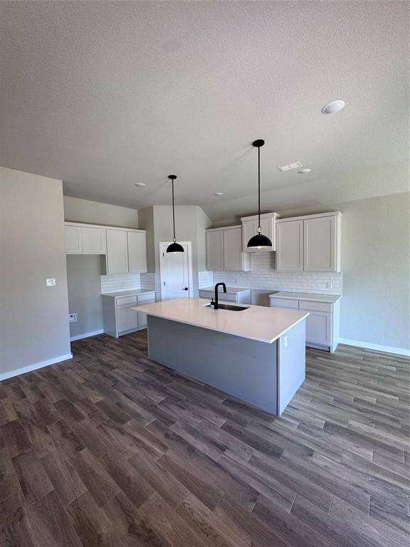 215 Sweetwater Drive, Weatherford, TX 76086