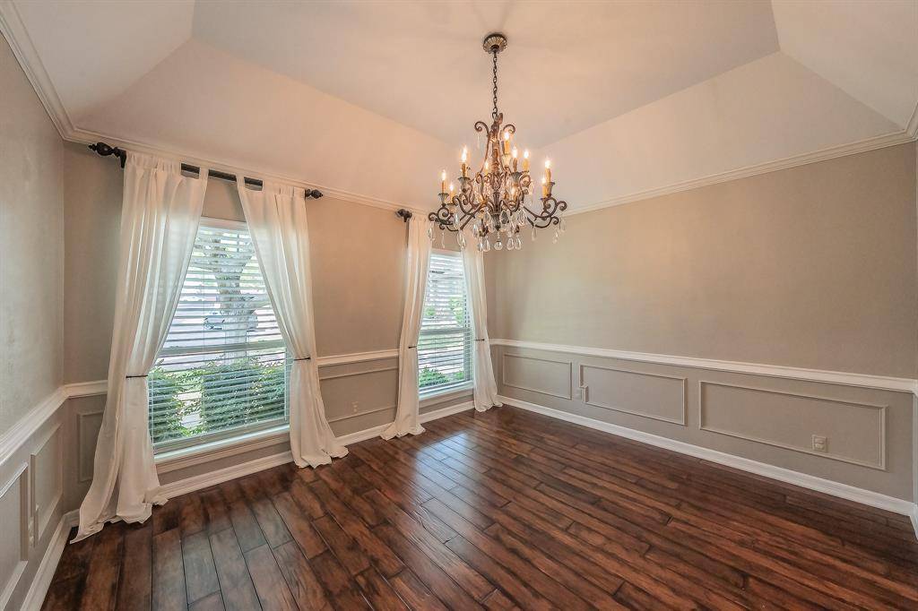 1413 Wedglea Court, Bedford, TX 76021