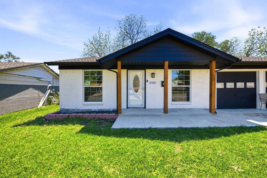2910 Sun Valley Street, Irving, TX 75062