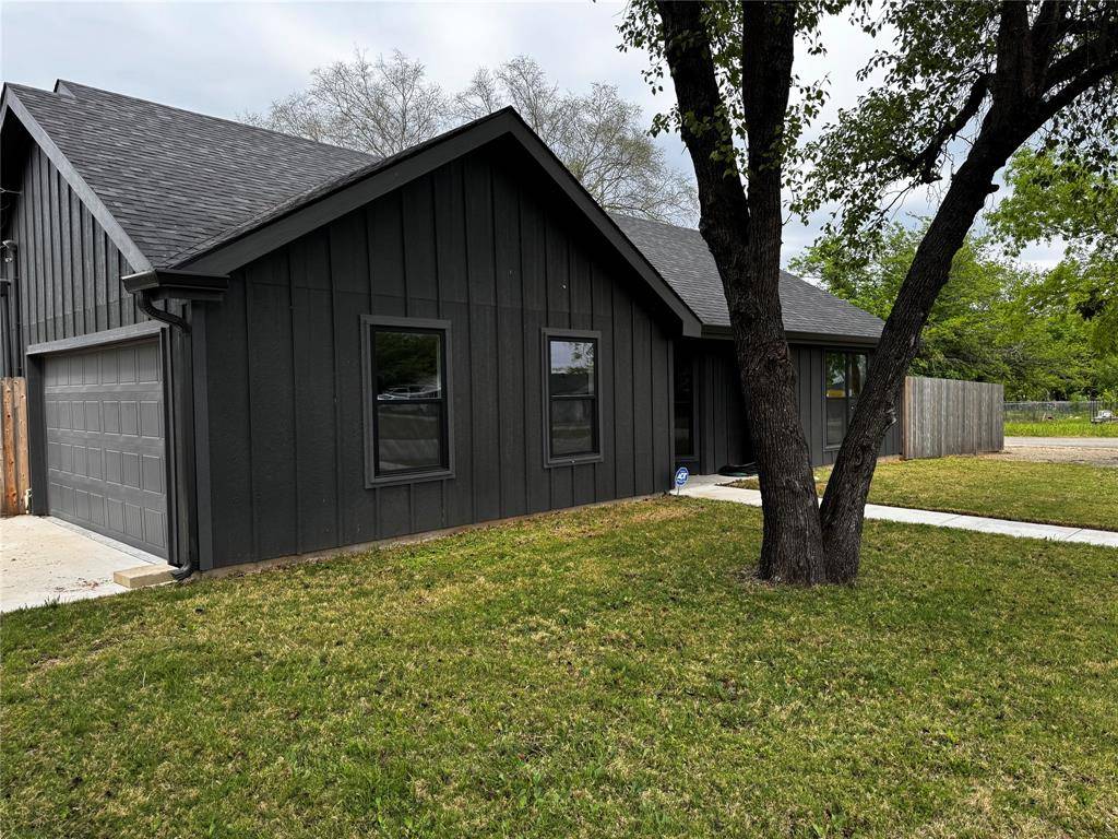 100 W Hoover Avenue, Whitney, TX 76692