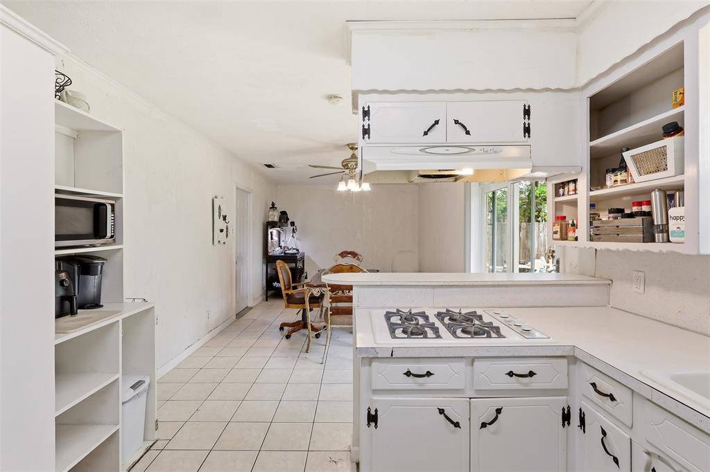 1803 Sycamore Street, Commerce, TX 75428