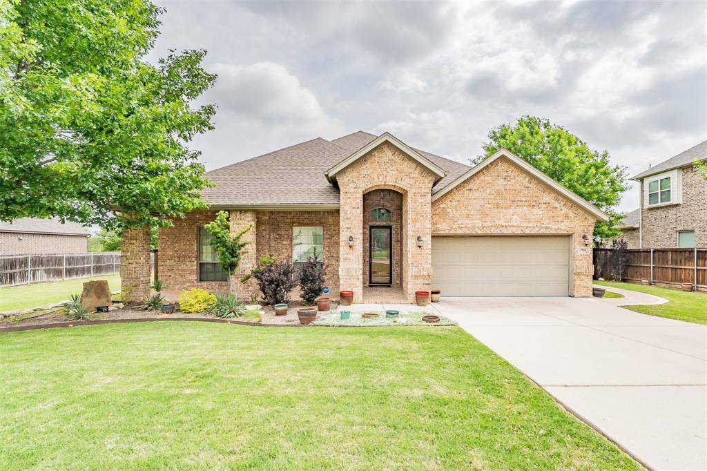 5916 Lamb Creek Drive, Fort Worth, TX 76179