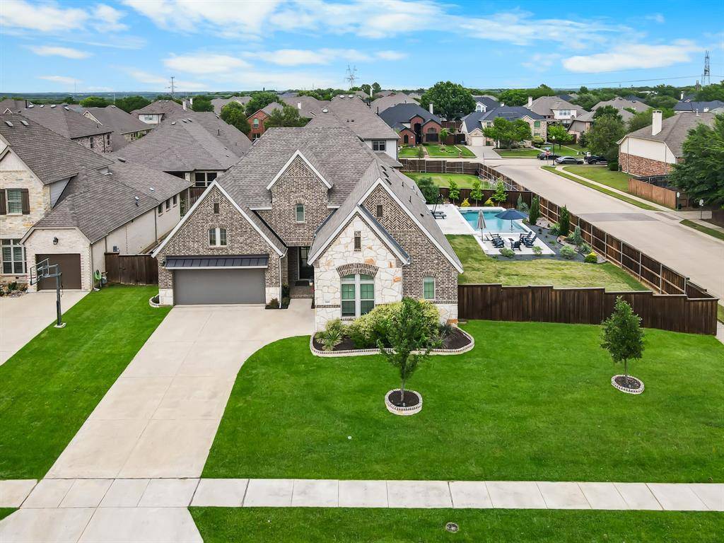 2800 Garrett Drive, Highland Village, TX 75077