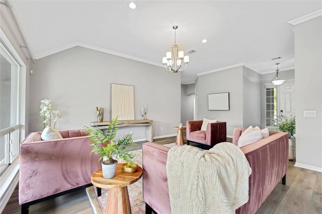 10013 Countryside Drive, Denton, TX 76207