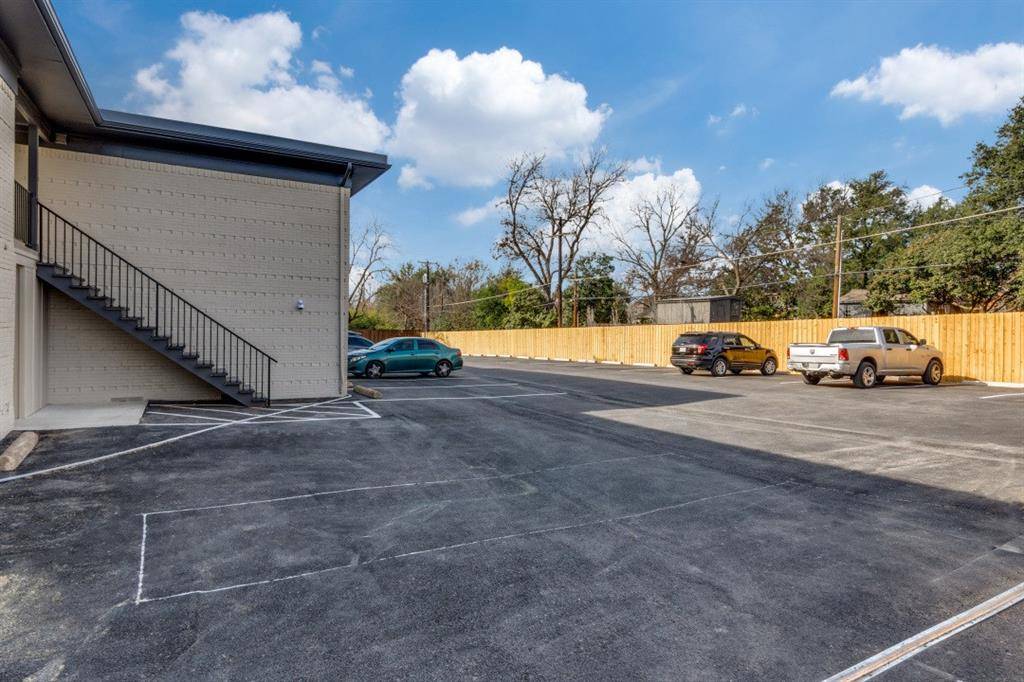 5917 Gaston Avenue #110, Dallas, TX 75214