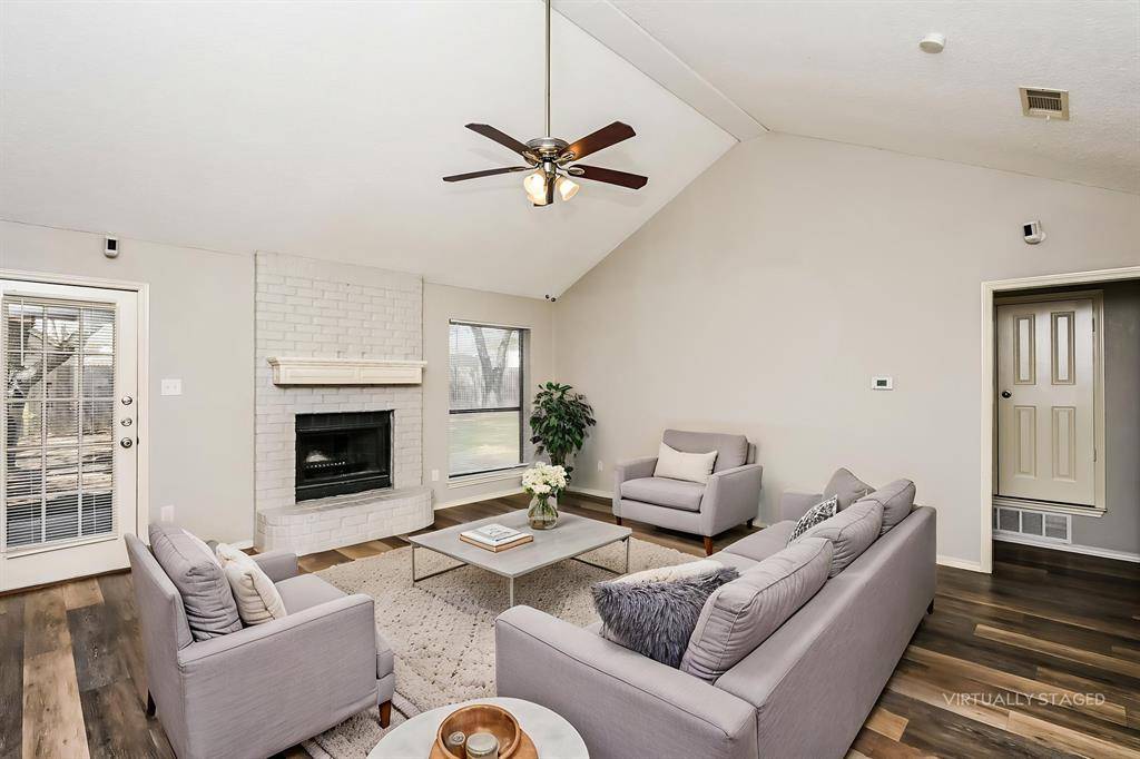 5 Hastings Court, Mansfield, TX 76063