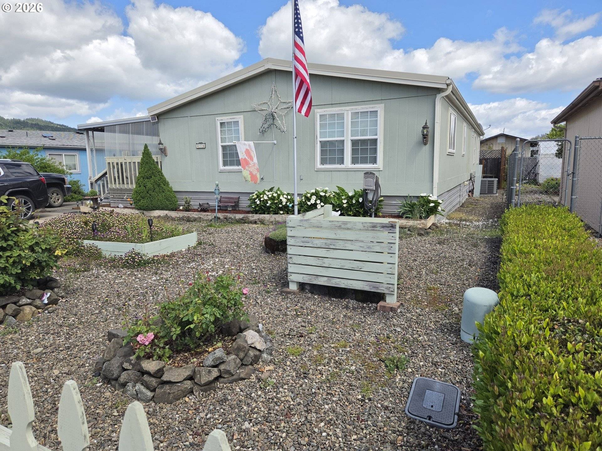 428 S STATE ST, Sutherlin, OR 97479