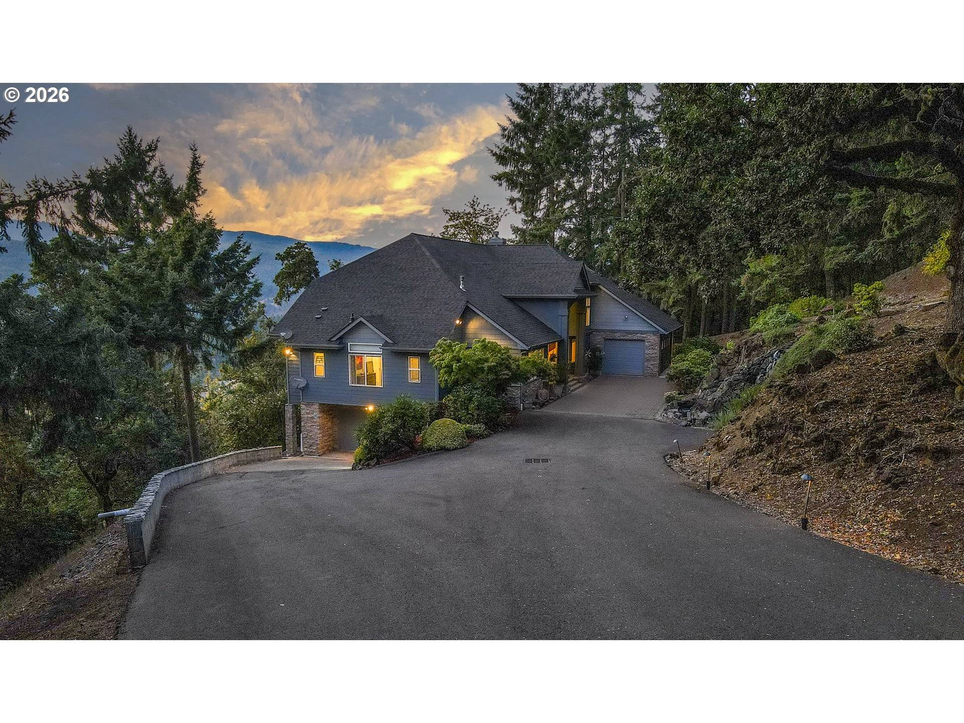 35662 HIGH RANCH DR, Springfield, OR 97478