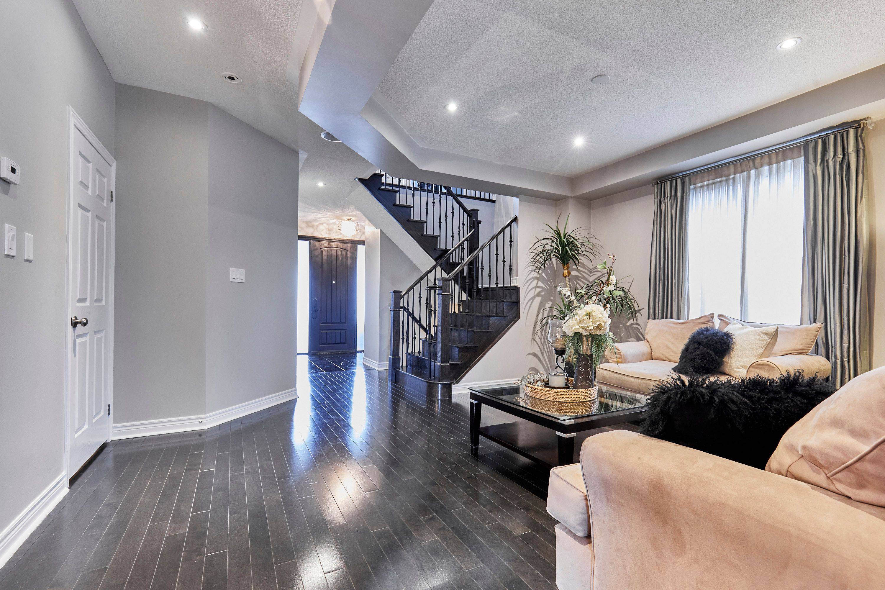 50 Rumbellow CRES, Ajax, ON L1Z 0P8