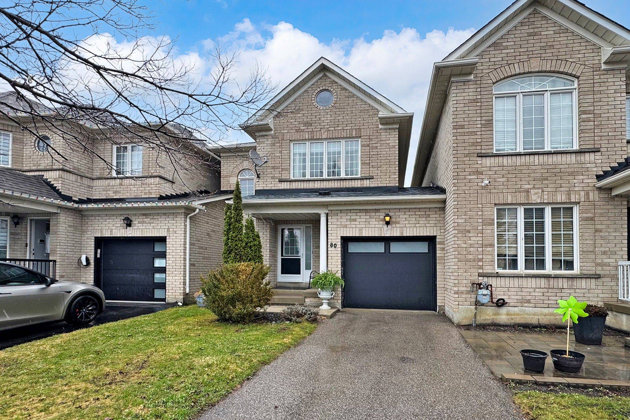 80 Walkview CRES, Richmond Hill, ON L4E 4H6