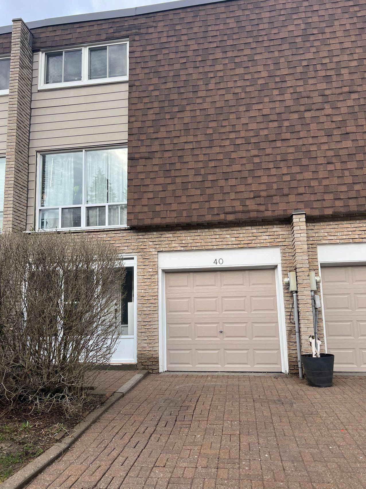 653 Village Pkwy E #40, Markham, ON L3R 2R2