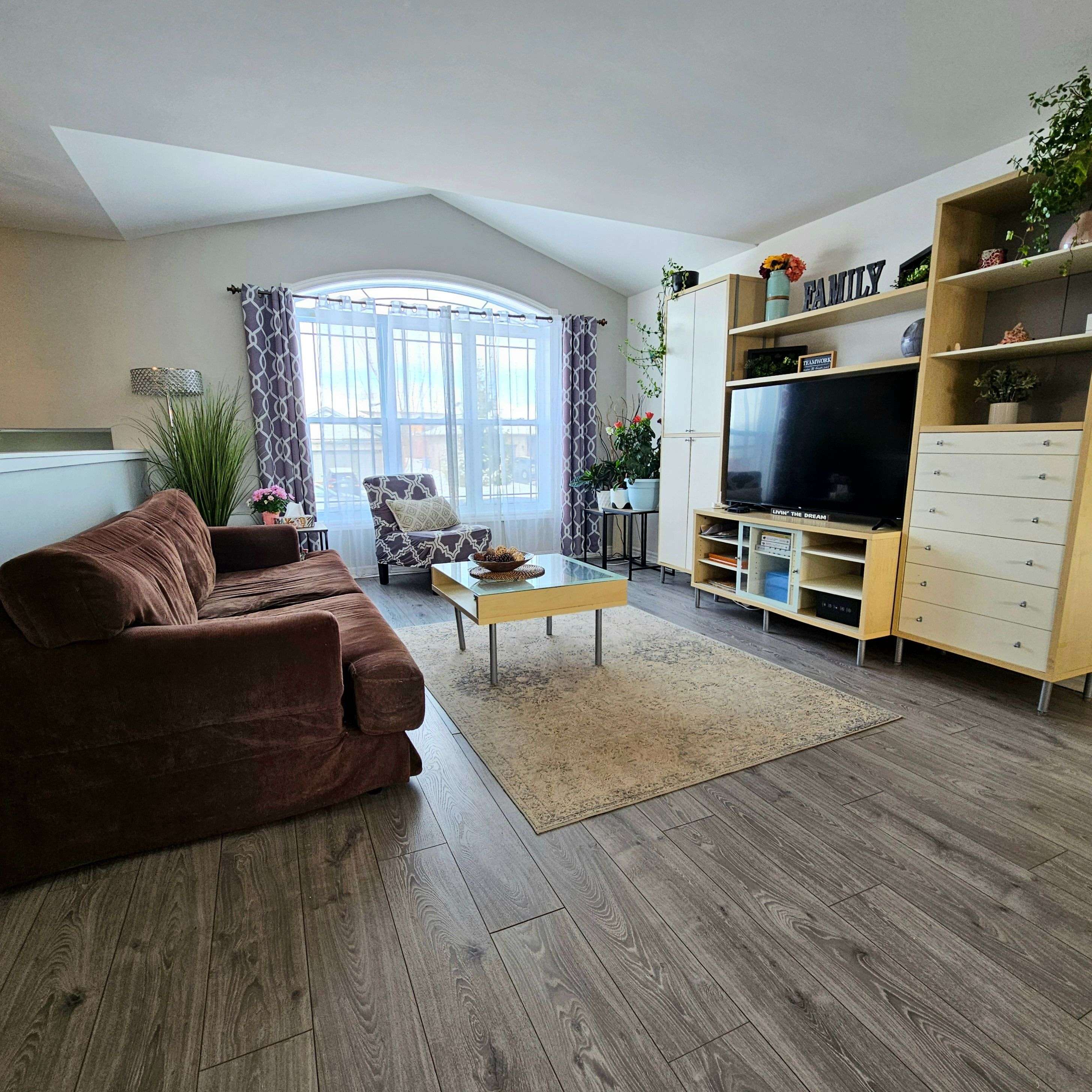 7 Rosewood DR, Quinte West, ON K0K 2C0