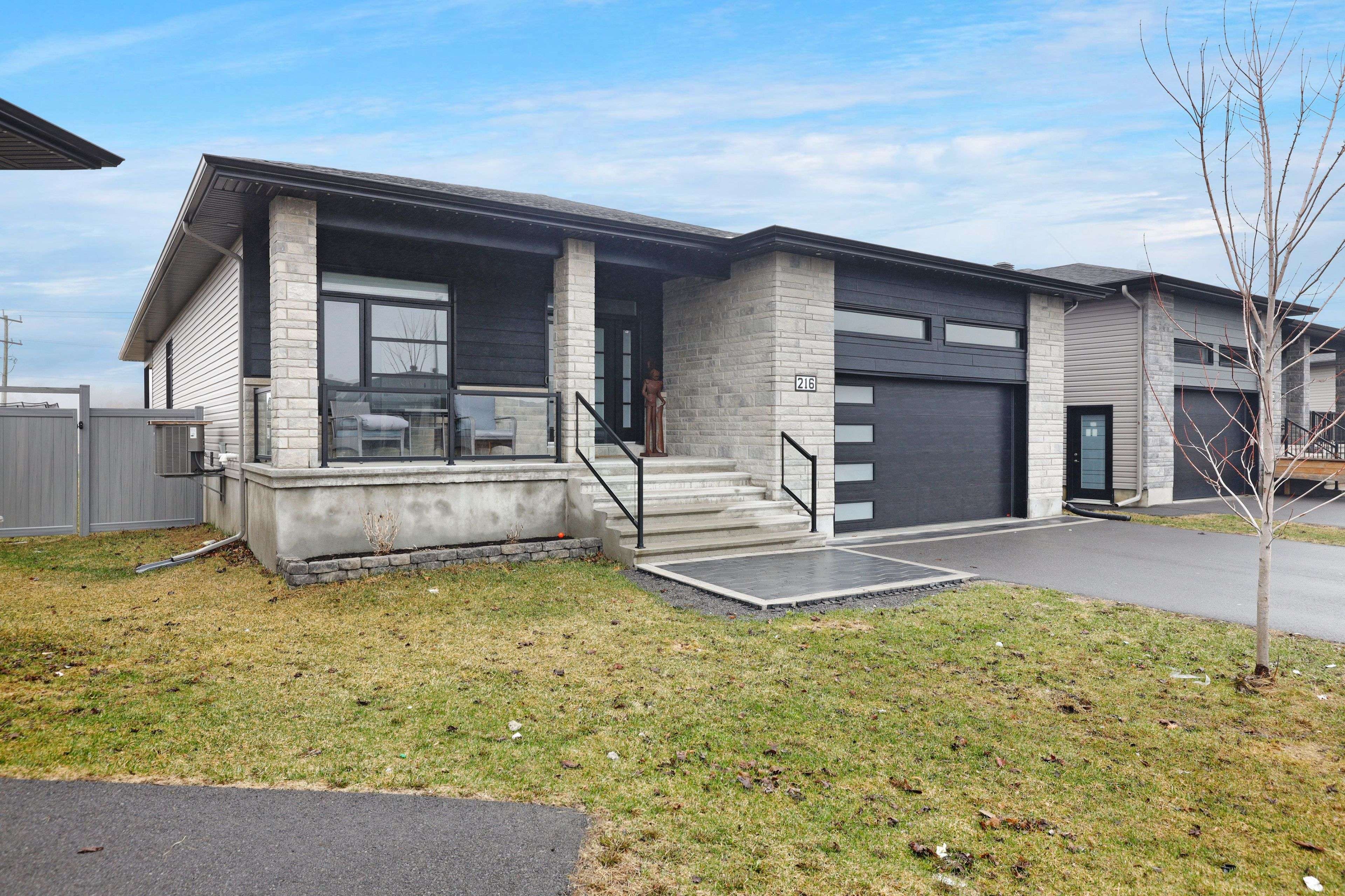 216 Filion ST, Russell, ON K0A 1W0