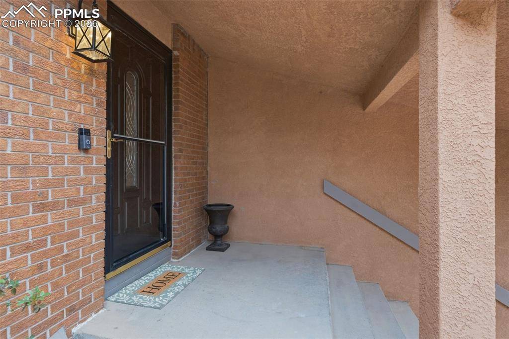 7620 Sunny View LN, Colorado Springs, CO 80911