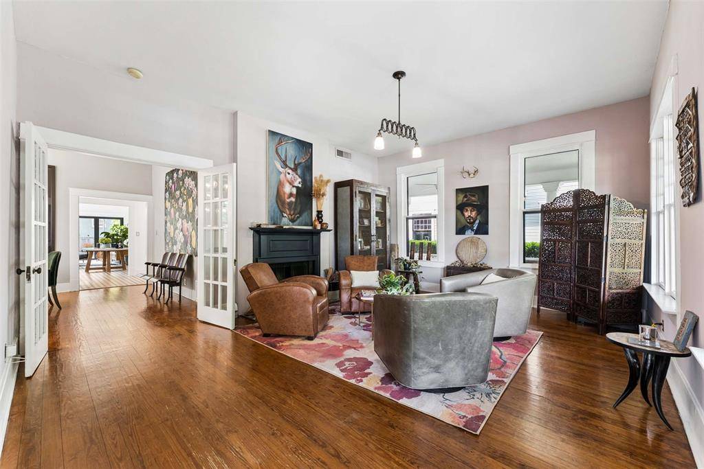 5120 Worth Street, Dallas, TX 75214