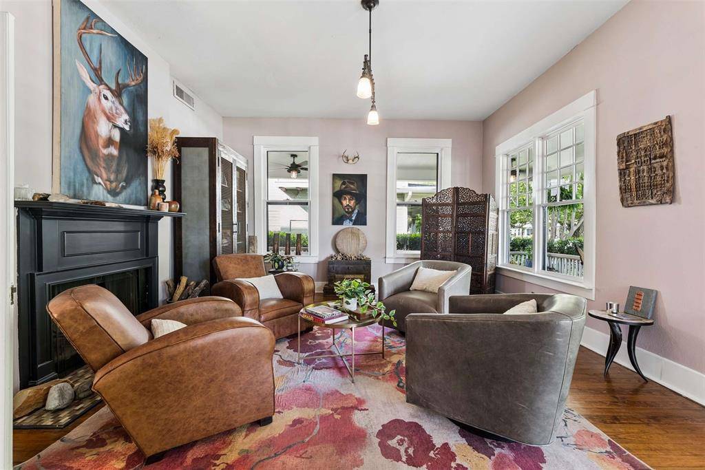 5120 Worth Street, Dallas, TX 75214