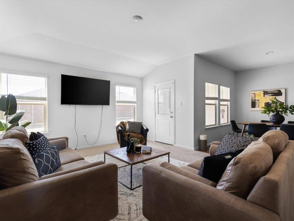 401 Attalla Street, Azle, TX 76020