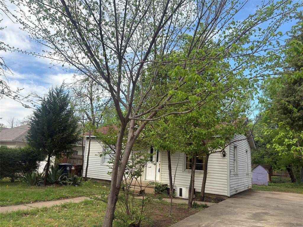 325 N Wood Street, Denton, TX 76209