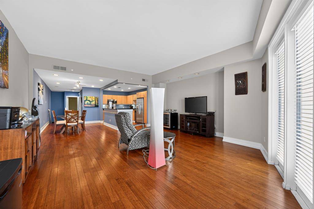 5055 Addison Circle #713, Addison, TX 75001