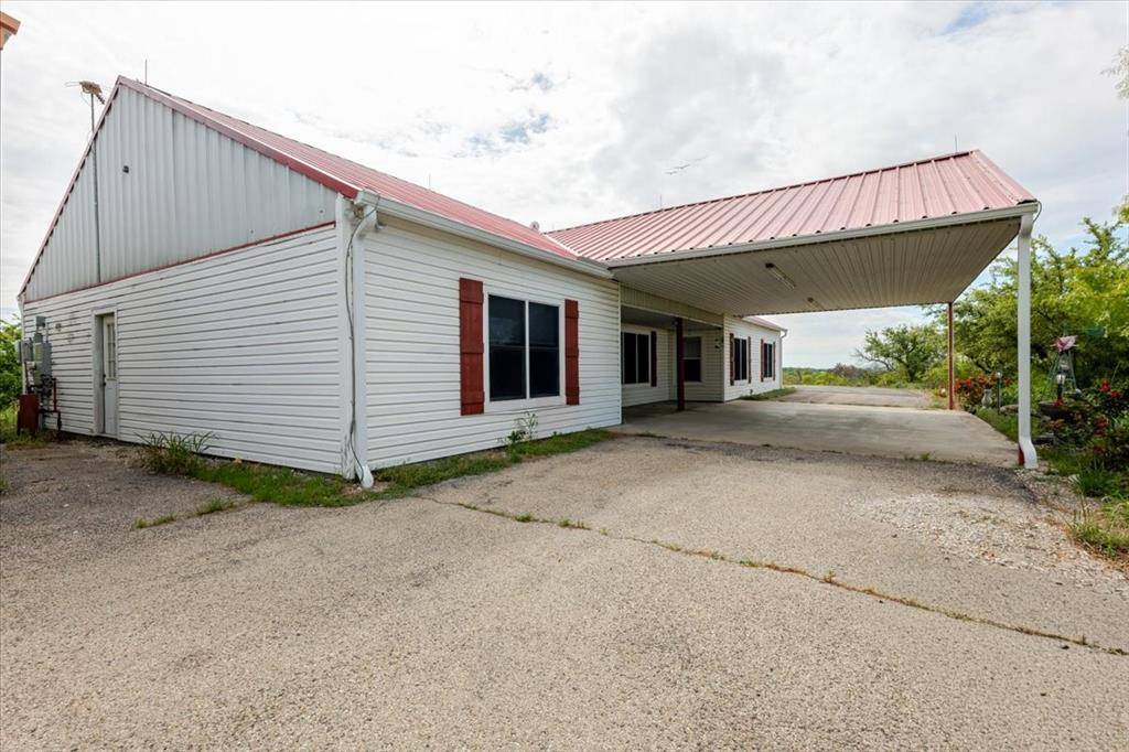 2400 Carter Road, Springtown, TX 76082