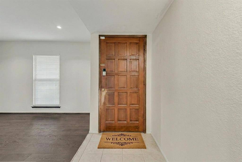 8515 Baumgarten Drive, Dallas, TX 75228