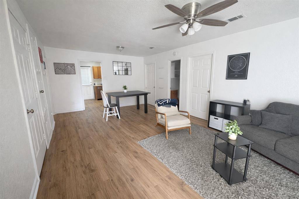 1710 Manor Garden, Greenville, TX 75401