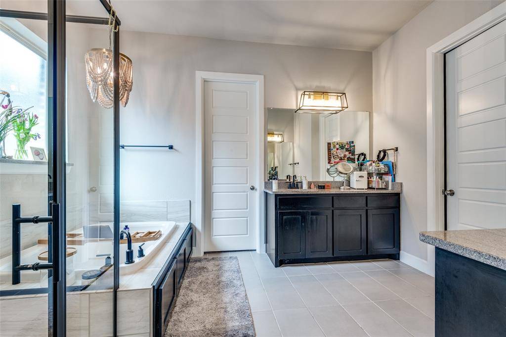 4627 Copper Mountain Trail, Arlington, TX 76005