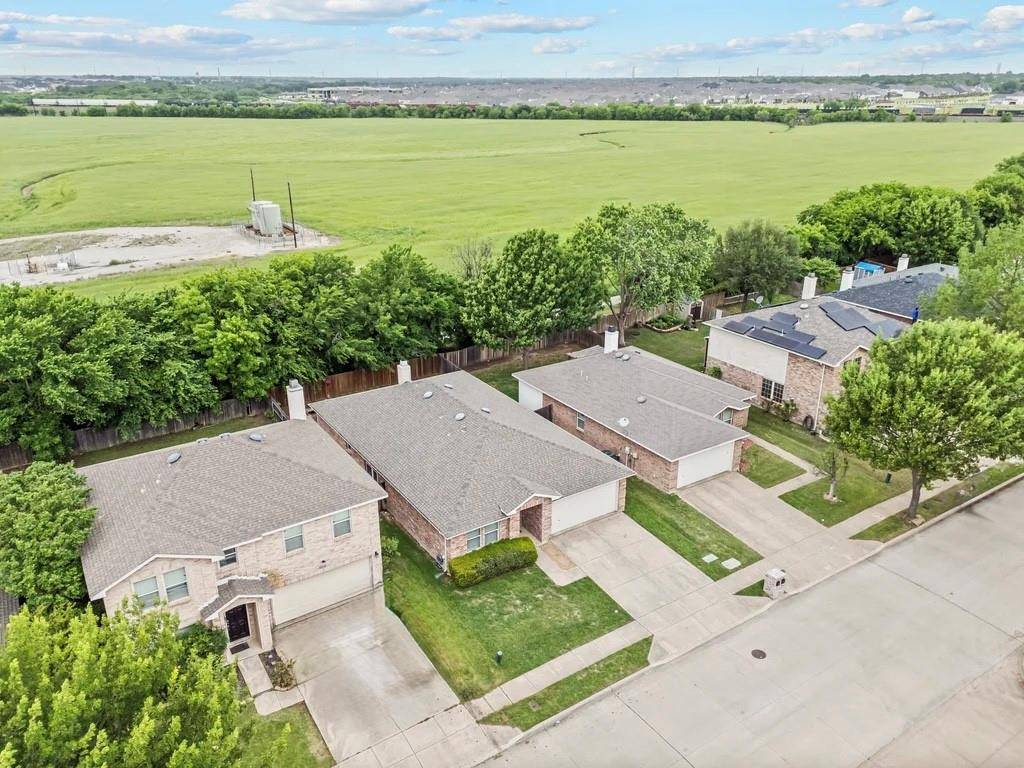 16529 Woodside Drive, Fort Worth, TX 76247