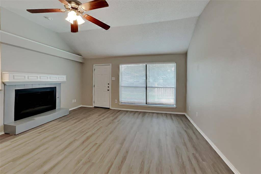 4105 Bradley Lane, Arlington, TX 76017