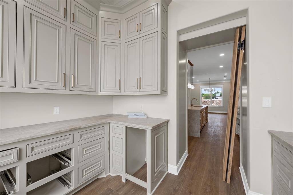 36 Pinehurst Drive, Woodway, TX 76712