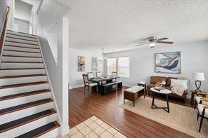 812 Ericville Drive, Arlington, TX 76001