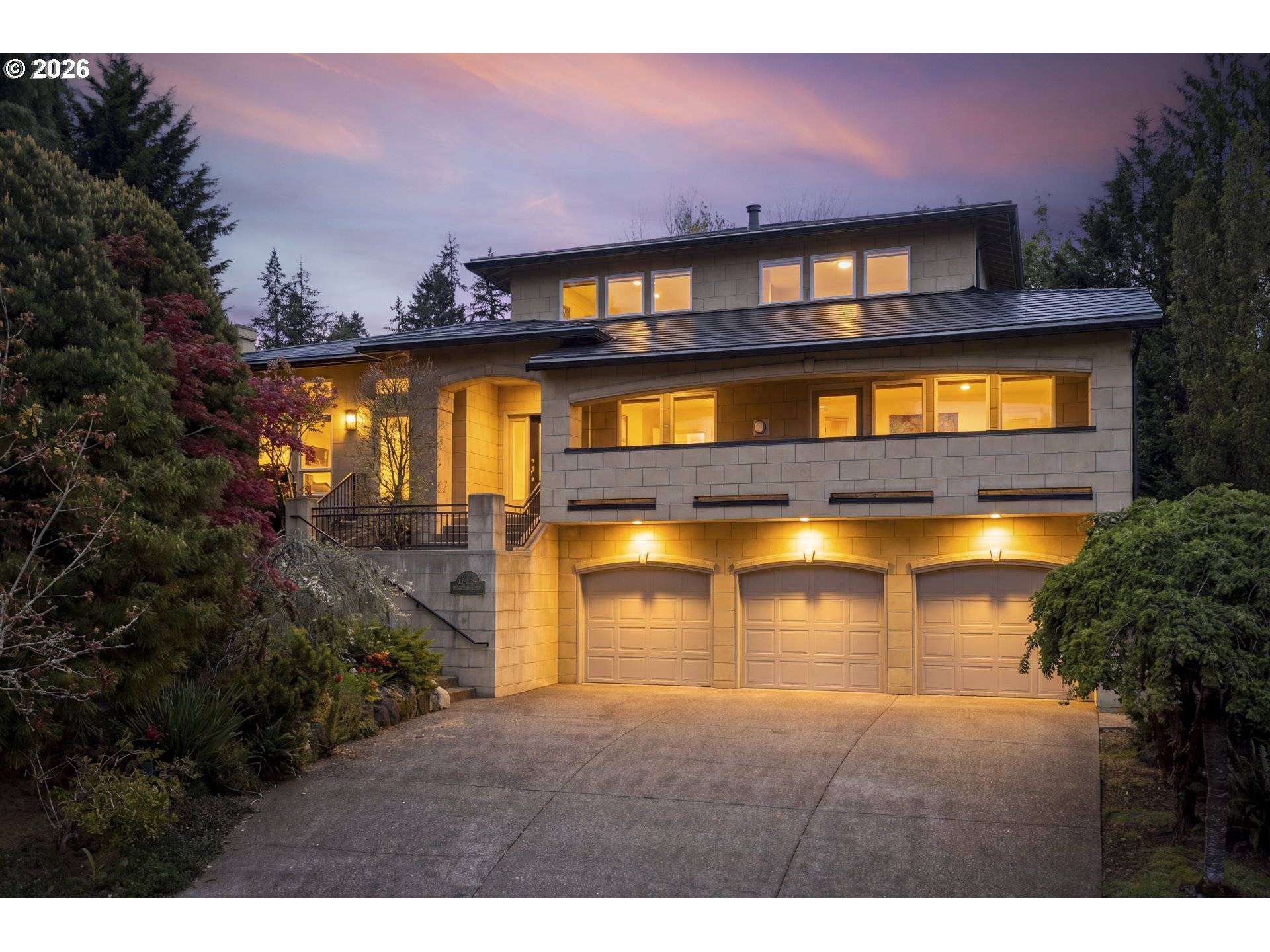 17454 BROOKHURST CT, Lake Oswego, OR 97034