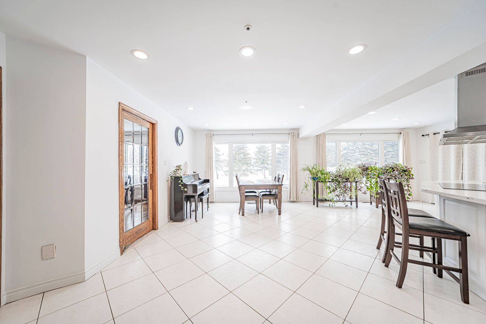 1008 Mount Albert RD, East Gwillimbury, ON L0G 1V0