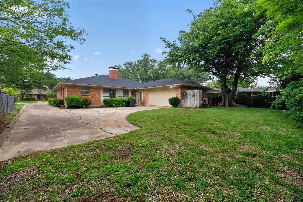 1616 W Shields Drive, Sherman, TX 75092