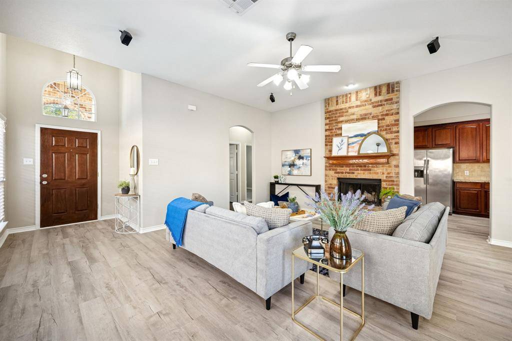 7495 Saint Stephens Square, Frisco, TX 75035