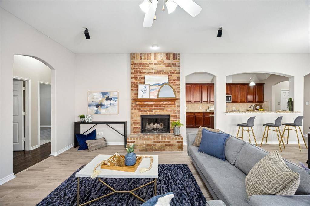 7495 Saint Stephens Square, Frisco, TX 75035