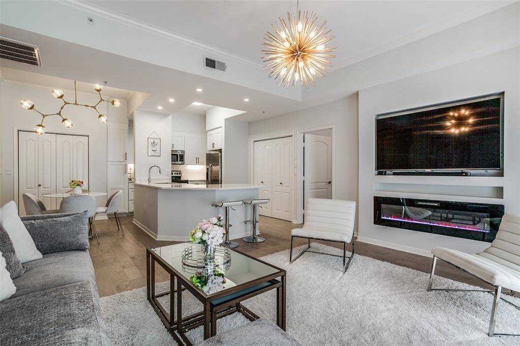 3225 Turtle Creek Boulevard #220, Dallas, TX 75219