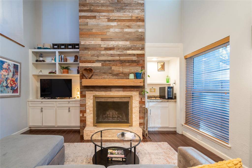 12206 Wightman Place, Dallas, TX 75243