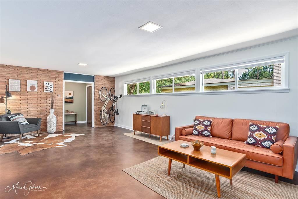 938 Captain Shreve Drive, Shreveport, LA 71105