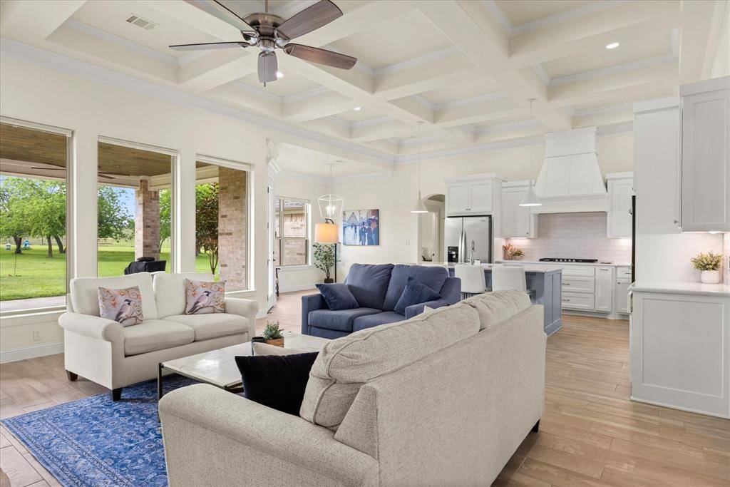 1145 Hill Valley Drive, Stephenville, TX 76401