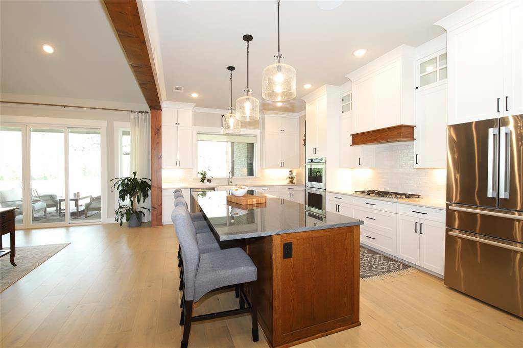 2188 Westview Drive, Wills Point, TX 75169