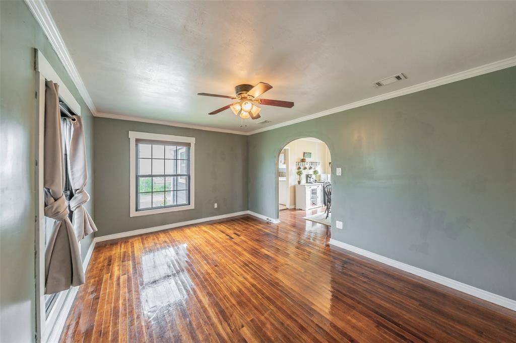 1802 Keneipp Road, Carrollton, TX 75006