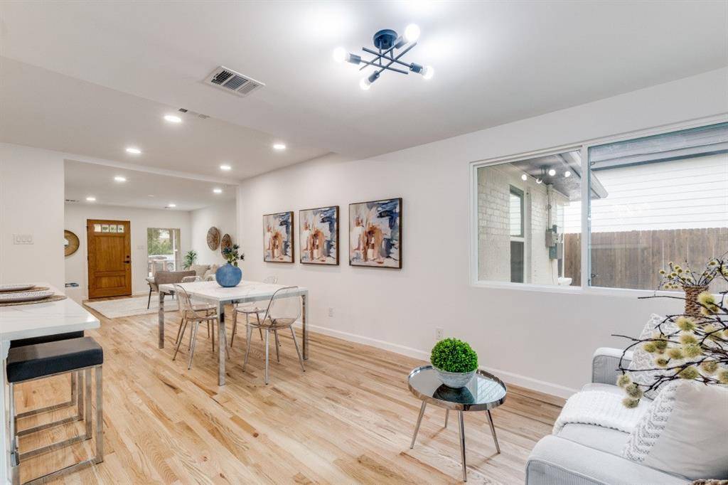 1431 Carson Street, Dallas, TX 75216