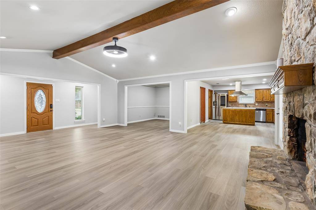 4008 Kingswick Drive, Arlington, TX 76016