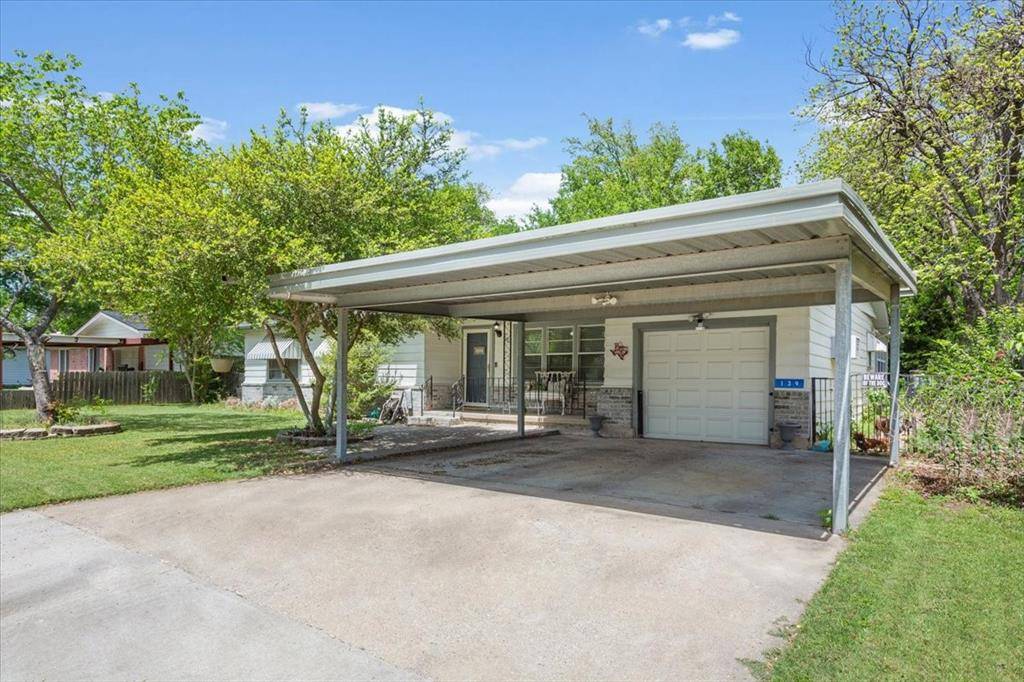 139 Meadowbrook Street, Robinson, TX 76706